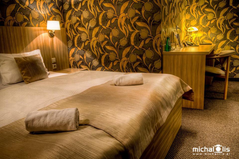 Hotel Aviator Pabianice Esterno foto