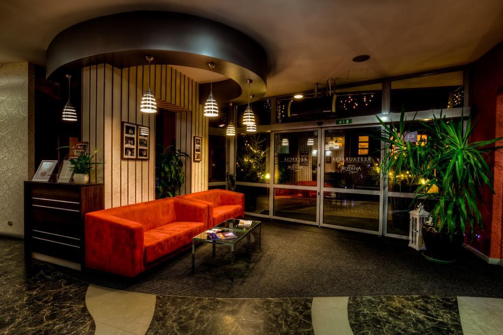 Hotel Aviator Pabianice Esterno foto