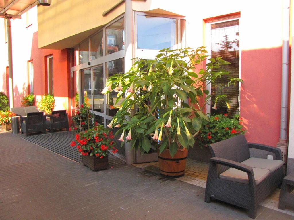 Hotel Aviator Pabianice Esterno foto